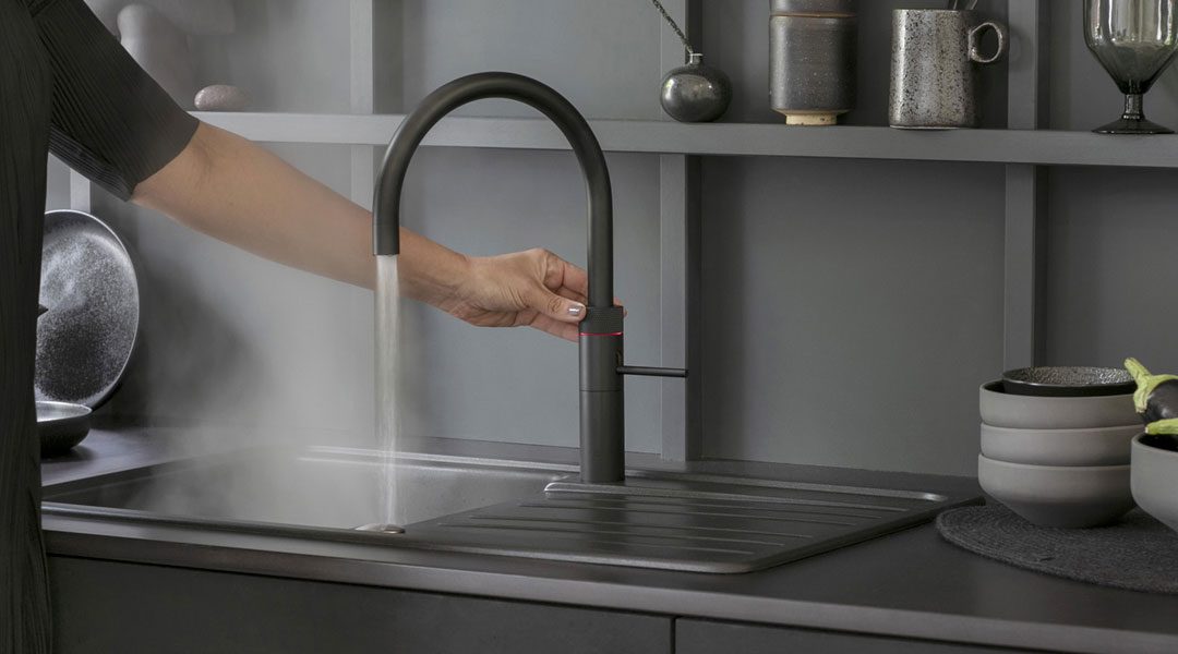 Robinets d’eau bouillante QUOOKER : un choix varié de robinets, de fonctions et de nouvelles surfaces tendance